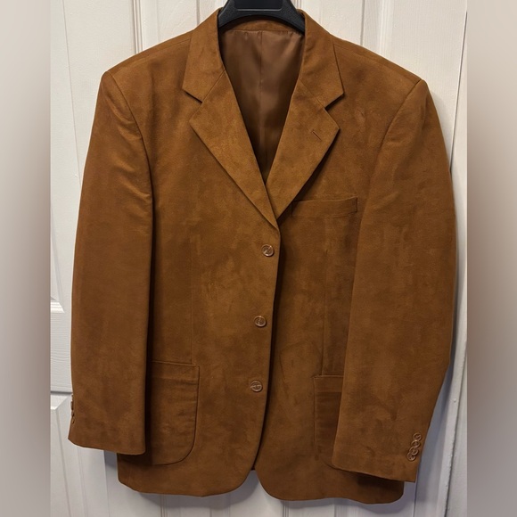 Fazzi Sports Ultra suede dark tan sports jacket size 40R.